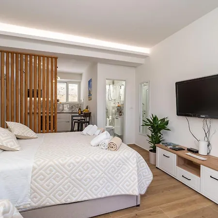 Milanello Apartment *