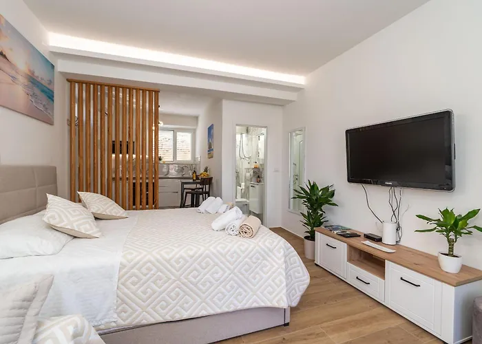 Milanello Apartman *